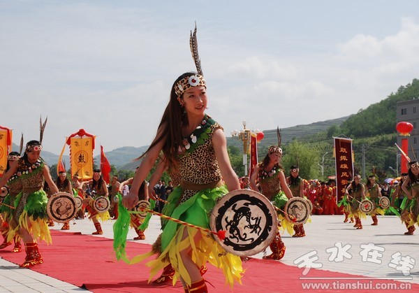 ������܎�@�Ļ����ι�(ji��)�߽�(j��ng)�Q(m��o)�(xi��ng)ĿǢՄ��(hu��)�V��(ch��ng)��ˇ��(ji��)Ŀ (2).jpg