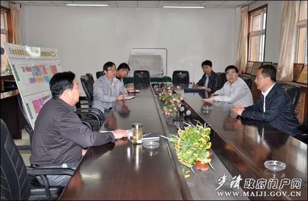 與廿鋪工業(yè)園區(qū)班子成員座談交流