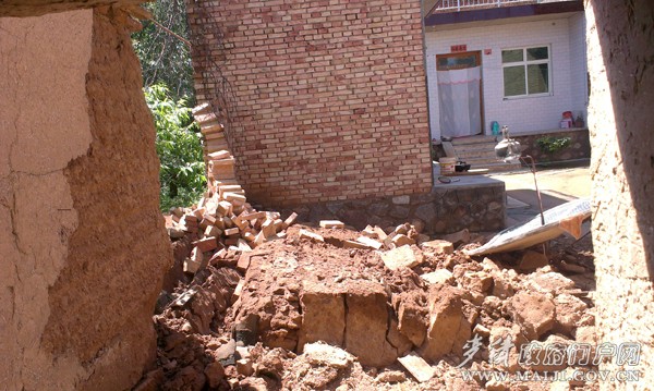 IMAG0012 副本.jpg IMAG0012 副本.jpg