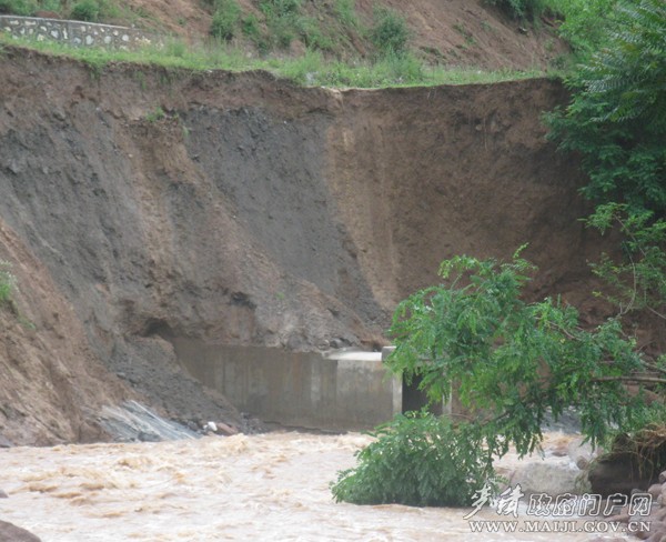 照片 025.jpg 照片 025.jpg