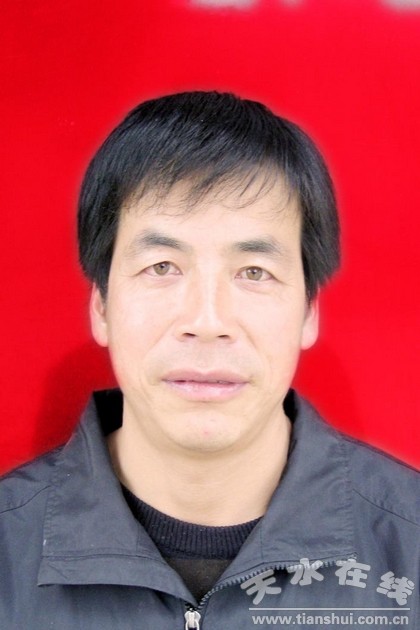 成志紅_nEO_IMG.jpg