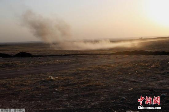 反戰(zhàn)組織白宮前抗議對(duì)伊空襲 稱美國(guó)毀了伊拉克
