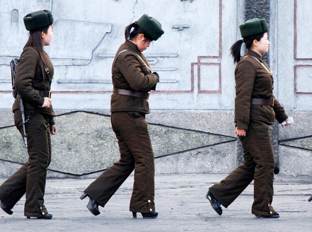 朝鮮將實(shí)行女性義務(wù)兵役制 身高需達(dá)142厘米
