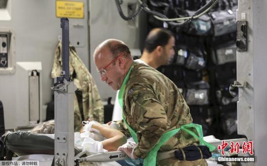 Ӣ���ࣺͻ��˹���ٰl(f��)���u ����Ӣ����M�쳷�x