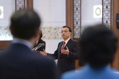 ��ˏ�(qi��ng)���Ї�(gu��)�l(f��)չ��ʽҪ�D(zhu��n)��������������YԴ