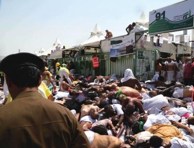 麥加朝覲踩踏事故717人死 官方:人流逆行導(dǎo)致