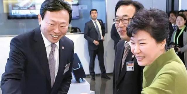 樂天與安倍關系密切 遭韓國人質(zhì)疑姓日還是姓韓