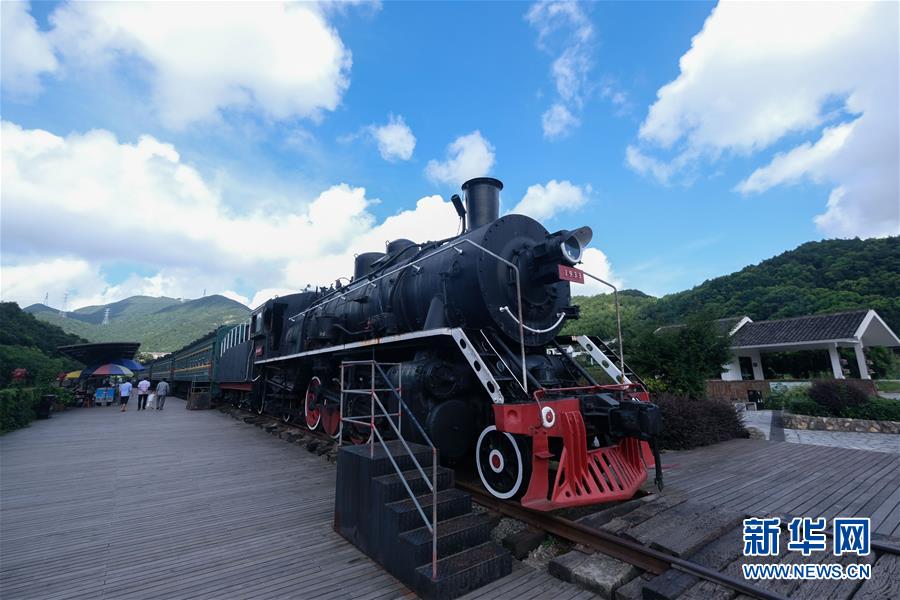 (新華全媒頭條·圖文互動(dòng))(11)生態(tài)文明之光照耀美麗中國(guó)——寫在綠水青山就是金山銀山理念提出15周年之際