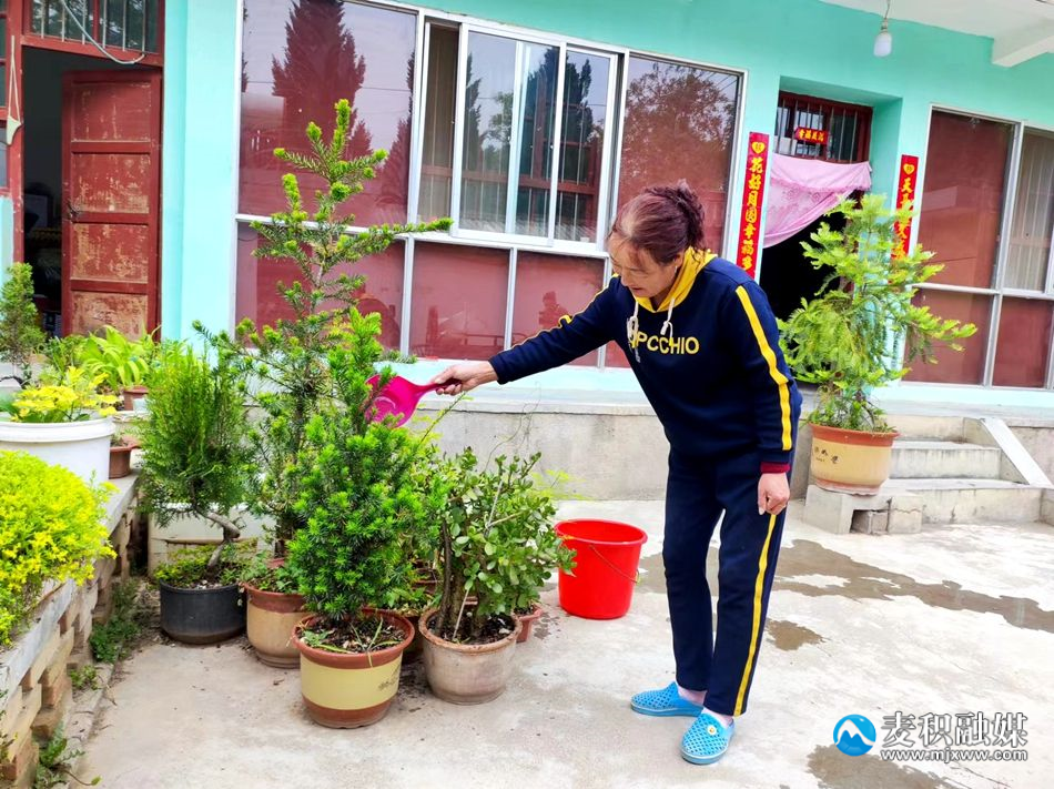 c05f7e28376d7dc7e4a0cd28856802a