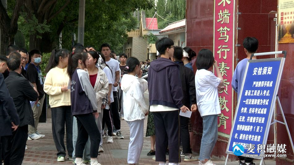 72e7ee214a020f69b32fb376218e228